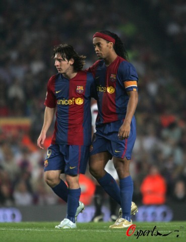 前场配合则 前场配合则